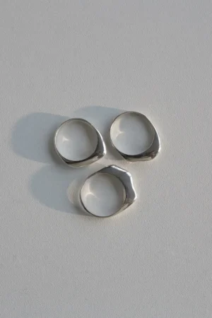 tria wave - three band ring - main photo