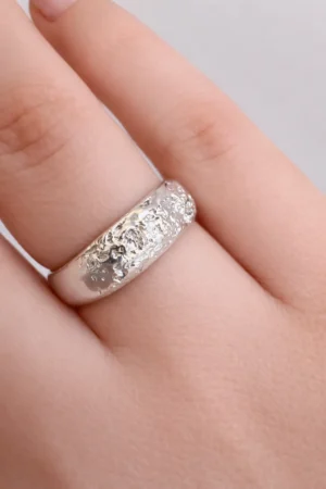 erosia ring - on hand